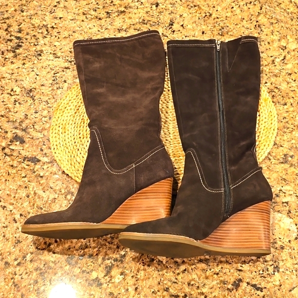Ann Taylor Loft Suede Brown Boots - Picture 1 of 12